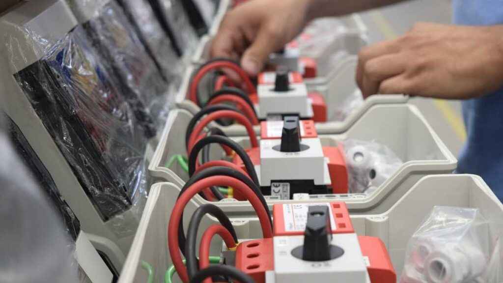 O que é dispositivo de proteção contra surtos elétricos