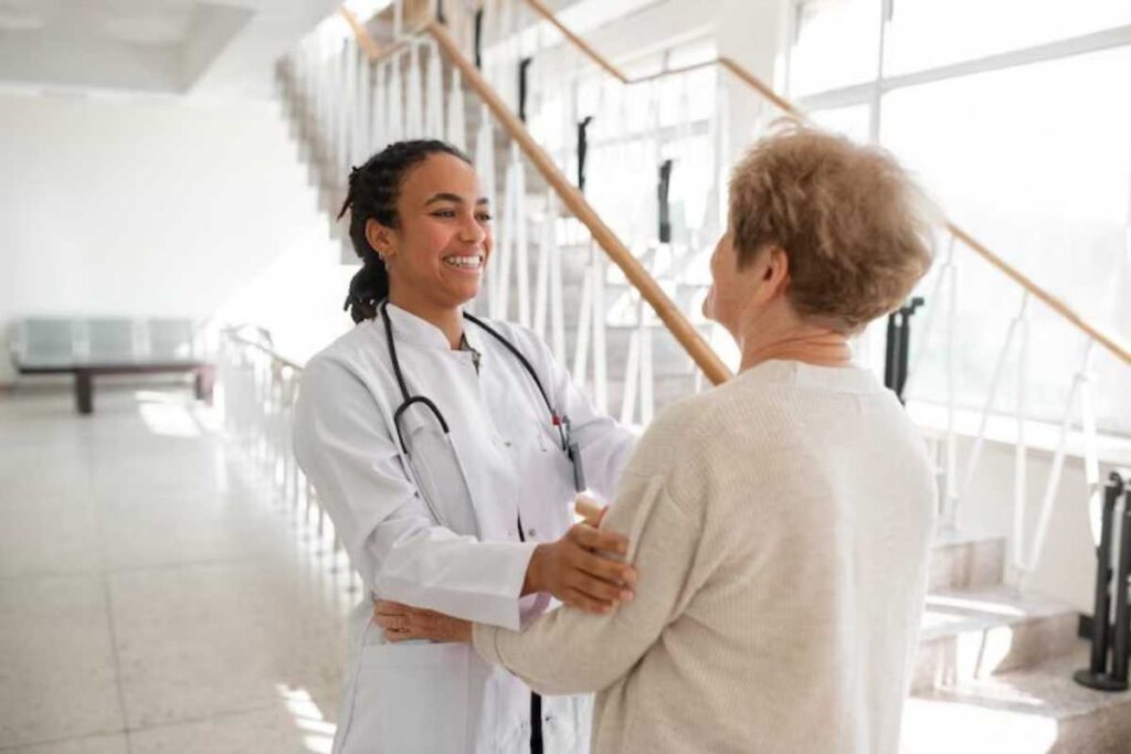 Como funciona a aposentadoria do médico? Entenda as regras