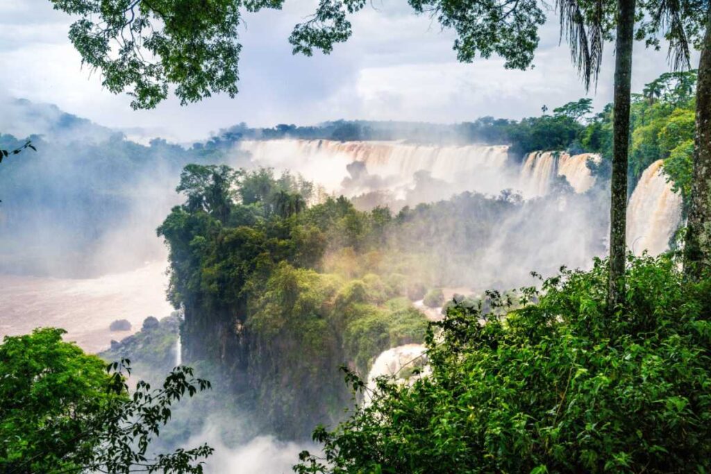 Hotéis em Foz do Iguaçu: Melhores Opções com Café da Manhã